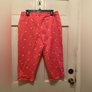 Coral cropped pants by Villager a Liz Claiborne co
